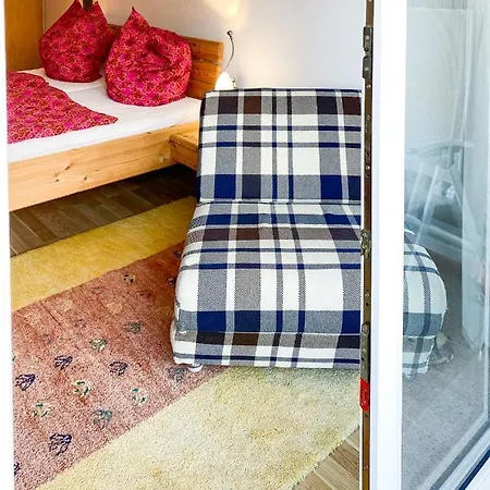 Mitten In St. Moritz - Tiefgarage - Balkon - Wlan Διαμέρισμα *